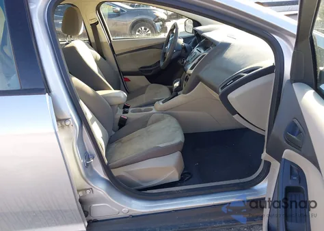 2012 Ford Focus Se из США, поврежденный, VIN 1FAHP3F2XCL124701